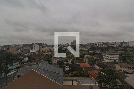 Vista da Sala de apartamento para alugar com 3 quartos, 70m² em Tingui, Curitiba