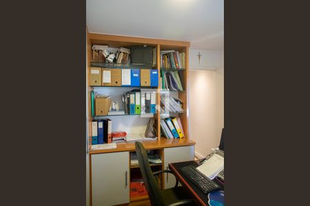 Apartamento à venda com 110m², 3 quartos e 3 vagasQuarto 3