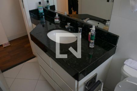 Apartamento à venda com 110m², 3 quartos e 3 vagasBanheiro suite