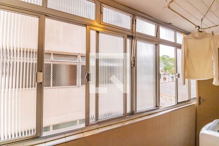 Apartamento à venda com 110m², 3 quartos e sem vaga Apartamento à venda com 110m², 3 quartos e sem vagaÁrea de Serviço