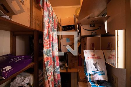 Apartamento à venda com 110m², 3 quartos e sem vaga Apartamento à venda com 110m², 3 quartos e sem vagaQuarto de Serviço