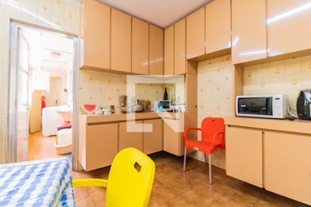 Apartamento à venda com 110m², 3 quartos e sem vaga Apartamento à venda com 110m², 3 quartos e sem vagaCozinha