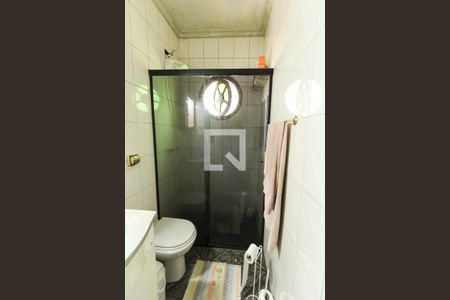 Casa à venda com 169m², 2 quartos e 2 vagas Casa à venda com 169m², 2 quartos e 2 vagasBanheiro