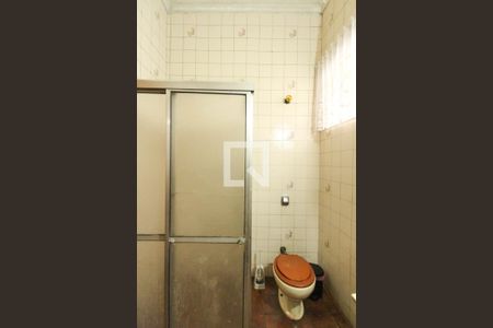 Casa à venda com 169m², 2 quartos e 2 vagas Casa à venda com 169m², 2 quartos e 2 vagasBanheiro