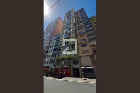 Apartamento à venda com 40m², 1 quarto e sem vaga Apartamento à venda com 40m², 1 quarto e sem vagaFachada