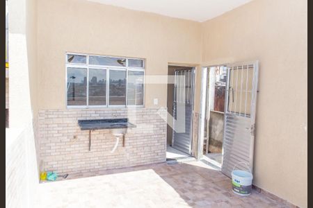 Apartamento para alugar com 95m², 2 quartos e sem vagavaranda