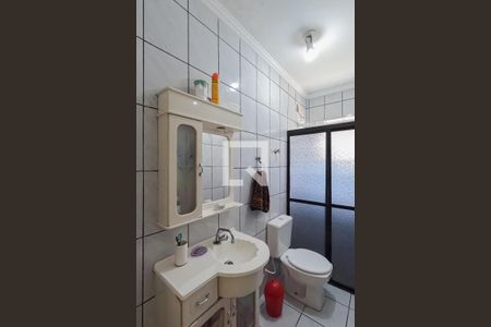 Casa à venda com 135m², 4 quartos e 2 vagas Casa à venda com 135m², 4 quartos e 2 vagasBanheiro 2