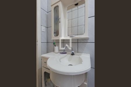 Casa à venda com 135m², 4 quartos e 2 vagas Casa à venda com 135m², 4 quartos e 2 vagasBanheiro 2