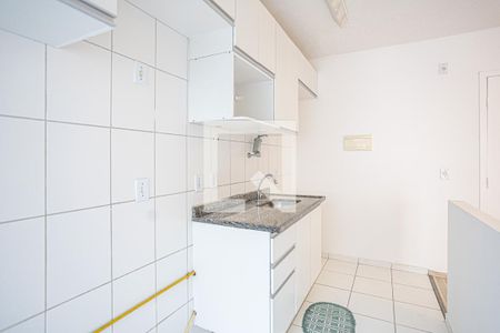 Apartamento à venda com 57m², 3 quartos e 1 vaga Apartamento à venda com 57m², 3 quartos e 1 vagaCozinha e Área de Serviço
