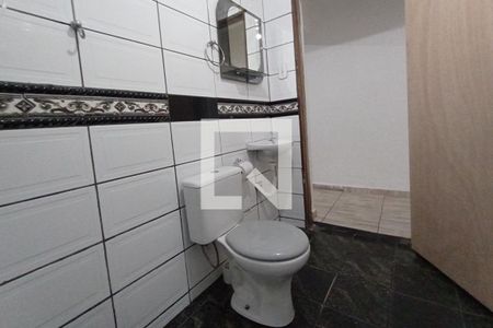 Banheiro de casa para alugar com 1 quarto, 45m² em Parque Cisper, São Paulo