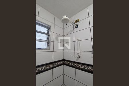 Banheiro de casa para alugar com 1 quarto, 45m² em Parque Cisper, São Paulo