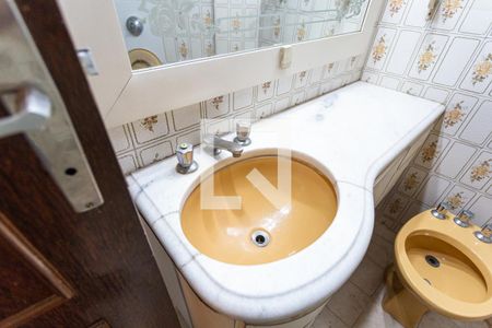 Apartamento para alugar com 130m², 5 quartos e 2 vagasPia do Banheiro da Suíte 1