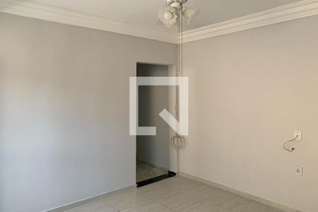Sala de casa para alugar com 2 quartos, 132m² em Bandeiras, Osasco