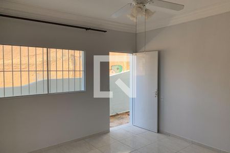 Sala de casa para alugar com 2 quartos, 132m² em Bandeiras, Osasco