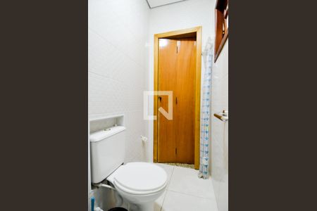 Casa à venda com 330m², 4 quartos e 3 vagasBanheiro da Suíte 1