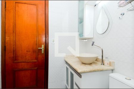 Casa à venda com 330m², 4 quartos e 3 vagasBanheiro da Suíte 4