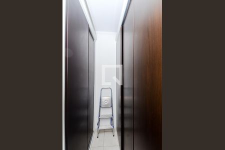 Casa à venda com 330m², 4 quartos e 3 vagasCloset da Suíte 4