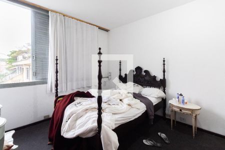 Casa à venda com 420m², 4 quartos e 8 vagas Casa à venda com 420m², 4 quartos e 8 vagasQuarto 4