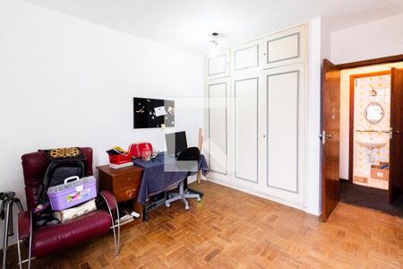 Casa à venda com 420m², 4 quartos e 8 vagas Casa à venda com 420m², 4 quartos e 8 vagasQuarto 3