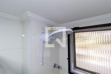 Apartamento para alugar com 55m², 2 quartos e 1 vagaDetalhe - Banheiro