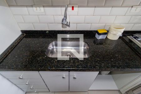 Apartamento para alugar com 55m², 2 quartos e 1 vagaDetalhe - Cozinha