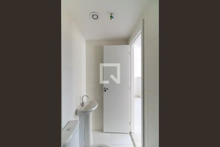 Apartamento para alugar com 35m², 2 quartos e sem vaga Apartamento para alugar com 35m², 2 quartos e sem vagaBanheiro