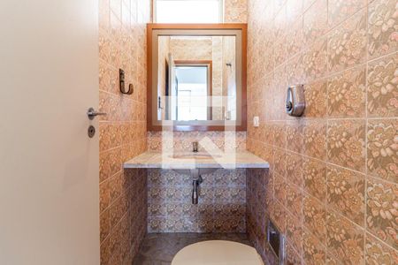 Lavabo de apartamento para alugar com 4 quartos, 174m² em Itaim Bibi, São Paulo