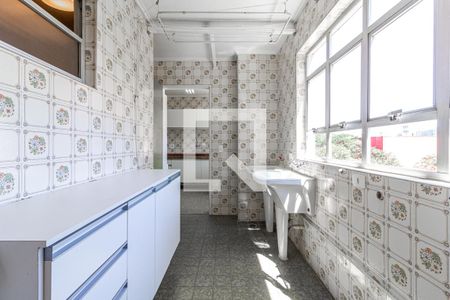 Apartamento para alugar com 174m², 4 quartos e 2 vagas Apartamento para alugar com 174m², 4 quartos e 2 vagasÁrea de Serviço