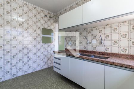 Apartamento para alugar com 174m², 4 quartos e 2 vagas Apartamento para alugar com 174m², 4 quartos e 2 vagasCozinha