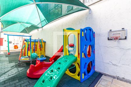 Apartamento para alugar com 174m², 4 quartos e 2 vagas Apartamento para alugar com 174m², 4 quartos e 2 vagasPlayground