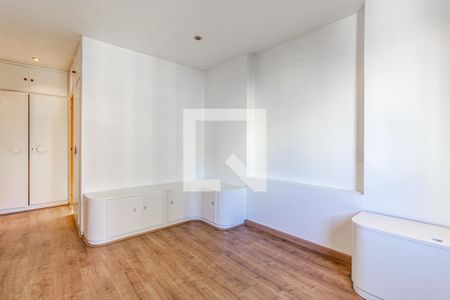 Apartamento para alugar com 174m², 4 quartos e 2 vagas Apartamento para alugar com 174m², 4 quartos e 2 vagasSuite