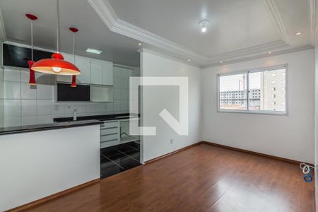Sala de apartamento para alugar com 2 quartos, 55m² em Vila da Oportunidade, Carapicuíba
