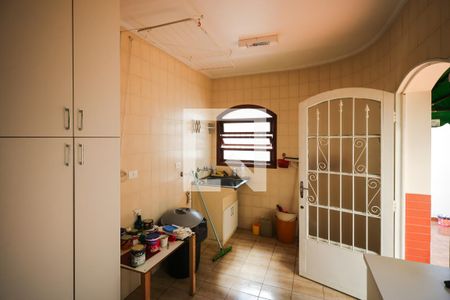 Casa para alugar com 260m², 3 quartos e 5 vagasÁrea de Serviço