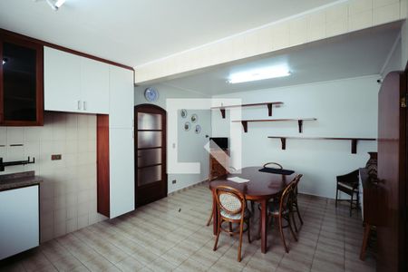 Casa para alugar com 260m², 3 quartos e 5 vagasCozinha