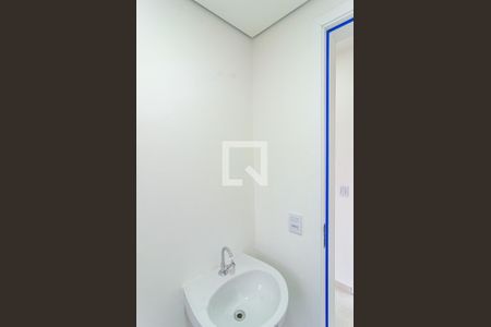 Banheiro Social de apartamento para alugar com 2 quartos, 40m² em Vila Mira, São Paulo