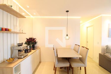 Sala de apartamento à venda com 2 quartos, 64m² em Jacarepaguá, Rio de Janeiro