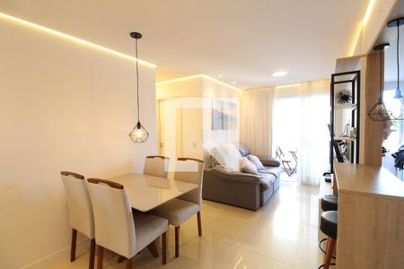 Sala de apartamento à venda com 2 quartos, 64m² em Jacarepaguá, Rio de Janeiro