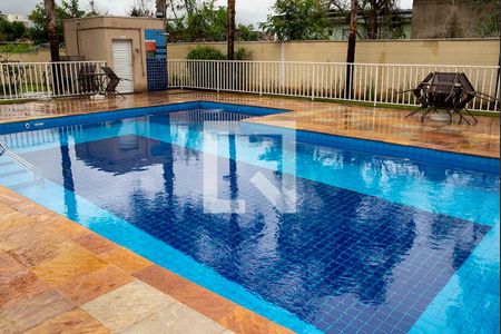 Apartamento para alugar com 66m², 2 quartos e 1 vagaÁrea comum - Piscina