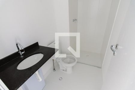 Banheiro de kitnet/studio para alugar com 1 quarto, 24m² em Perdizes, São Paulo
