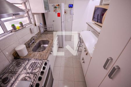 Apartamento à venda com 54m², 2 quartos e sem vagaCozinha