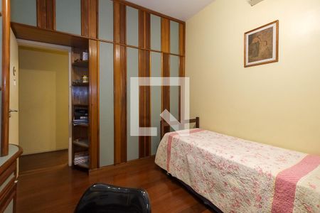 Apartamento à venda com 170m², 4 quartos e 1 vaga Apartamento à venda com 170m², 4 quartos e 1 vagaQuarto 1