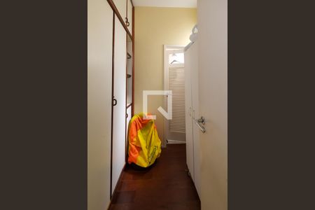 Apartamento à venda com 170m², 4 quartos e 1 vaga Apartamento à venda com 170m², 4 quartos e 1 vagaQuarto de Serviço