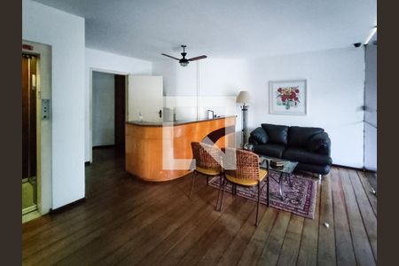 Apartamento à venda com 170m², 4 quartos e 1 vaga Apartamento à venda com 170m², 4 quartos e 1 vagaFachada e portaria