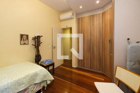 Apartamento à venda com 170m², 4 quartos e 1 vaga Apartamento à venda com 170m², 4 quartos e 1 vagaQuarto 2