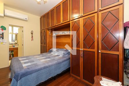 Apartamento à venda com 170m², 4 quartos e 1 vaga Apartamento à venda com 170m², 4 quartos e 1 vagaSuíte