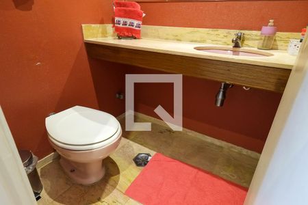 Apartamento à venda com 170m², 4 quartos e 1 vaga Apartamento à venda com 170m², 4 quartos e 1 vagaLavabo