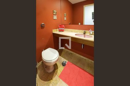 Apartamento à venda com 170m², 4 quartos e 1 vaga Apartamento à venda com 170m², 4 quartos e 1 vagaLavabo