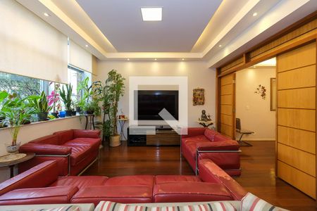 Apartamento à venda com 170m², 4 quartos e 1 vaga Apartamento à venda com 170m², 4 quartos e 1 vagaSala