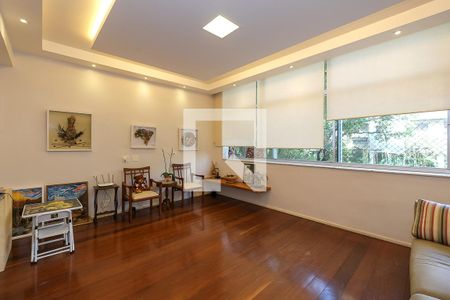 Apartamento à venda com 170m², 4 quartos e 1 vaga Apartamento à venda com 170m², 4 quartos e 1 vagaSala