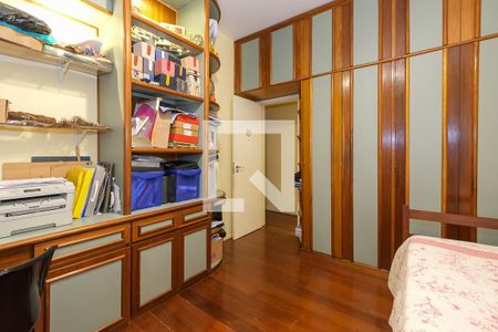 Apartamento à venda com 170m², 4 quartos e 1 vaga Apartamento à venda com 170m², 4 quartos e 1 vagaQuarto 1